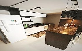 105 Saint Sebastian Flat